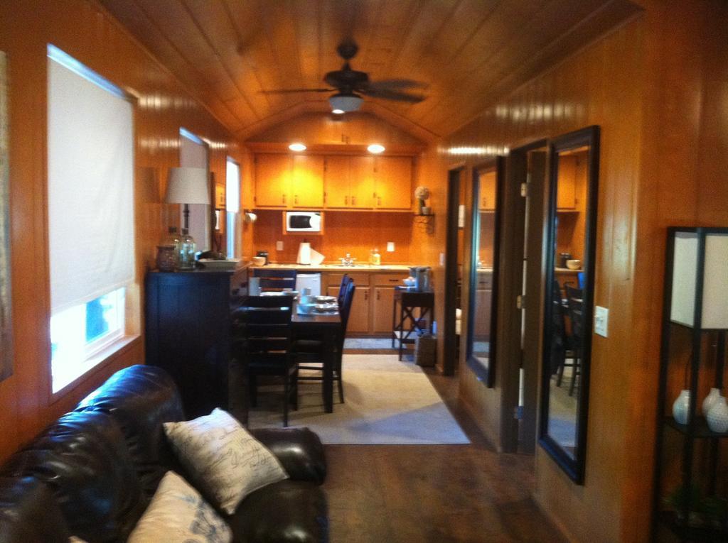 Bandy Canyon Ranch Hotel Escondido Kamer foto